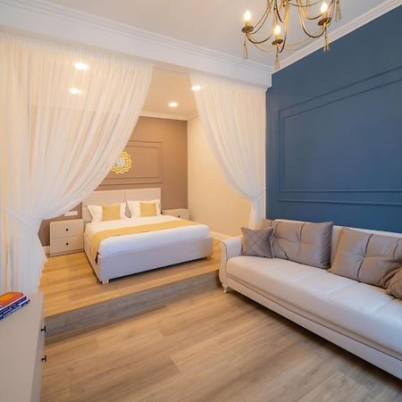 Bluesky Ultra-Central Premium Apartment Орадеа Екстериор снимка